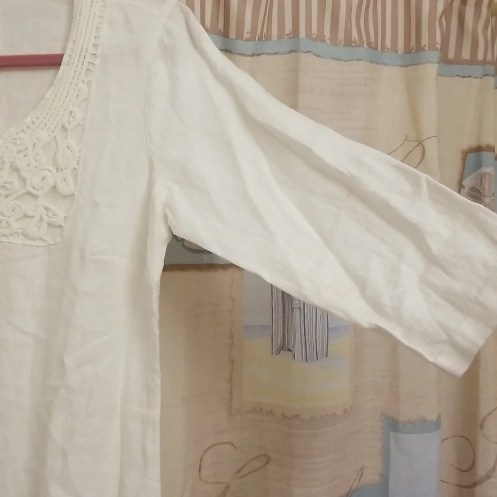 💛Malvin I 🖤 Linen Tunic / Coverup with Crochet Neckline - Picture 4 of 13